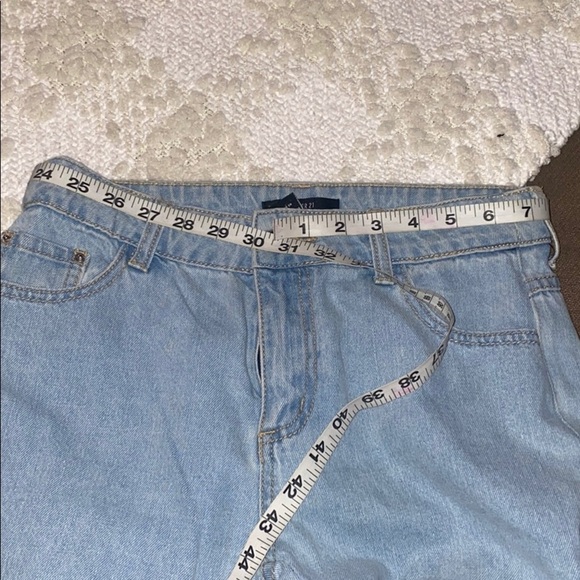 Forever 21 Jean - Picture 2 of 4